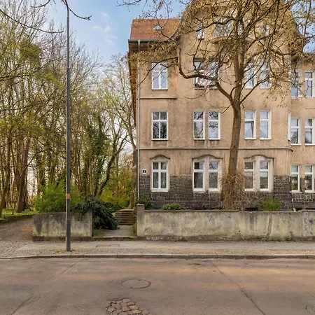 Apartmán Cozy With Workspace Near The By Renters Svinoústí