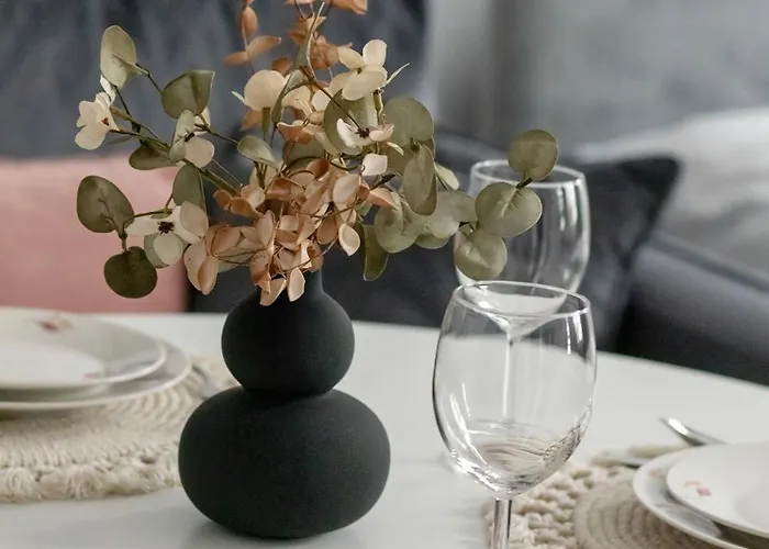 Cozy With Workspace Near The By Renters Svinoústí