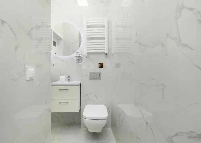 Cozy With Workspace Near The By Renters Apartmán *