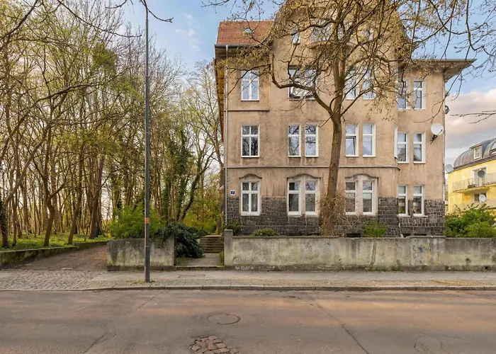 Apartmán Cozy With Workspace Near The By Renters Svinoústí